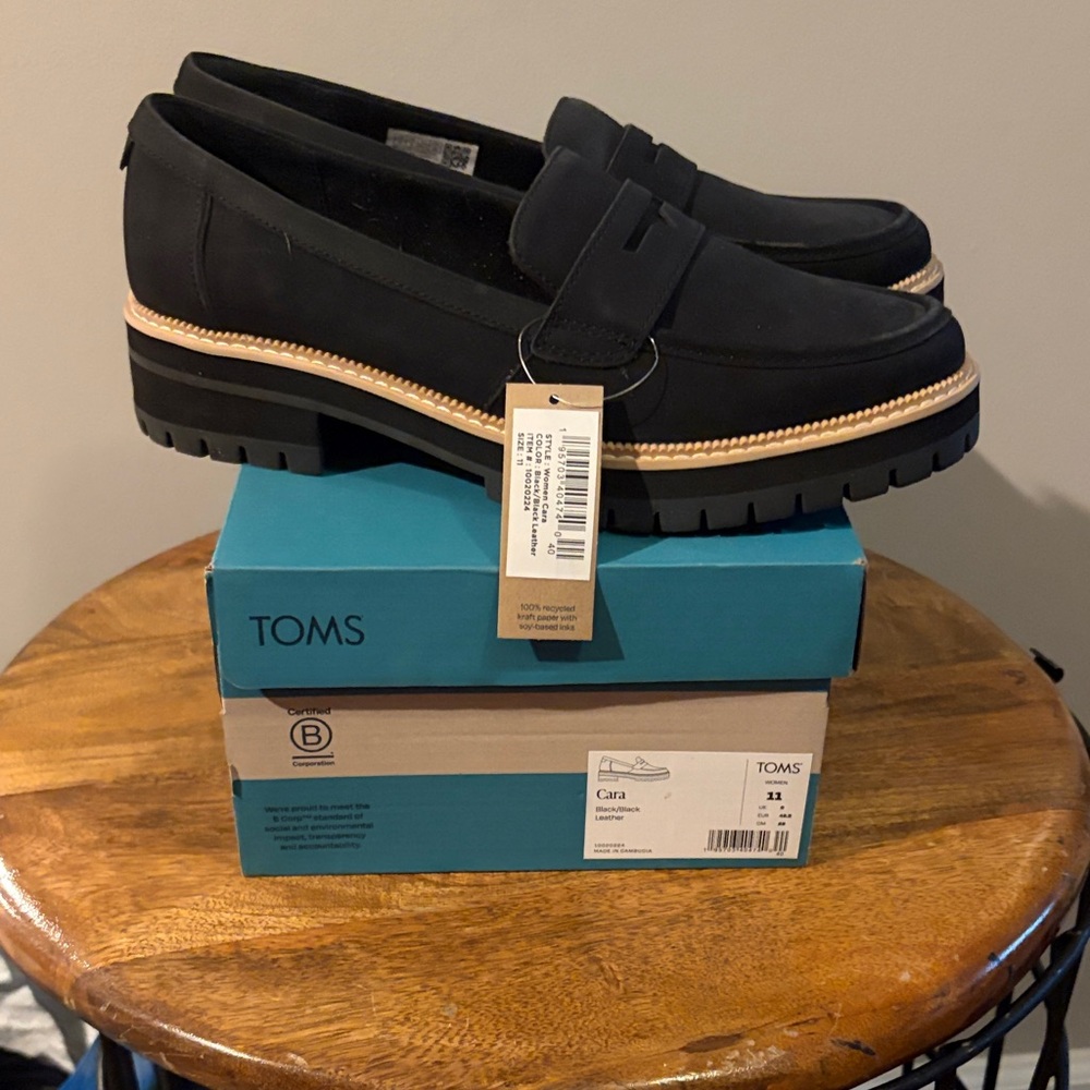 TOMS Women's Black Platform Loafers